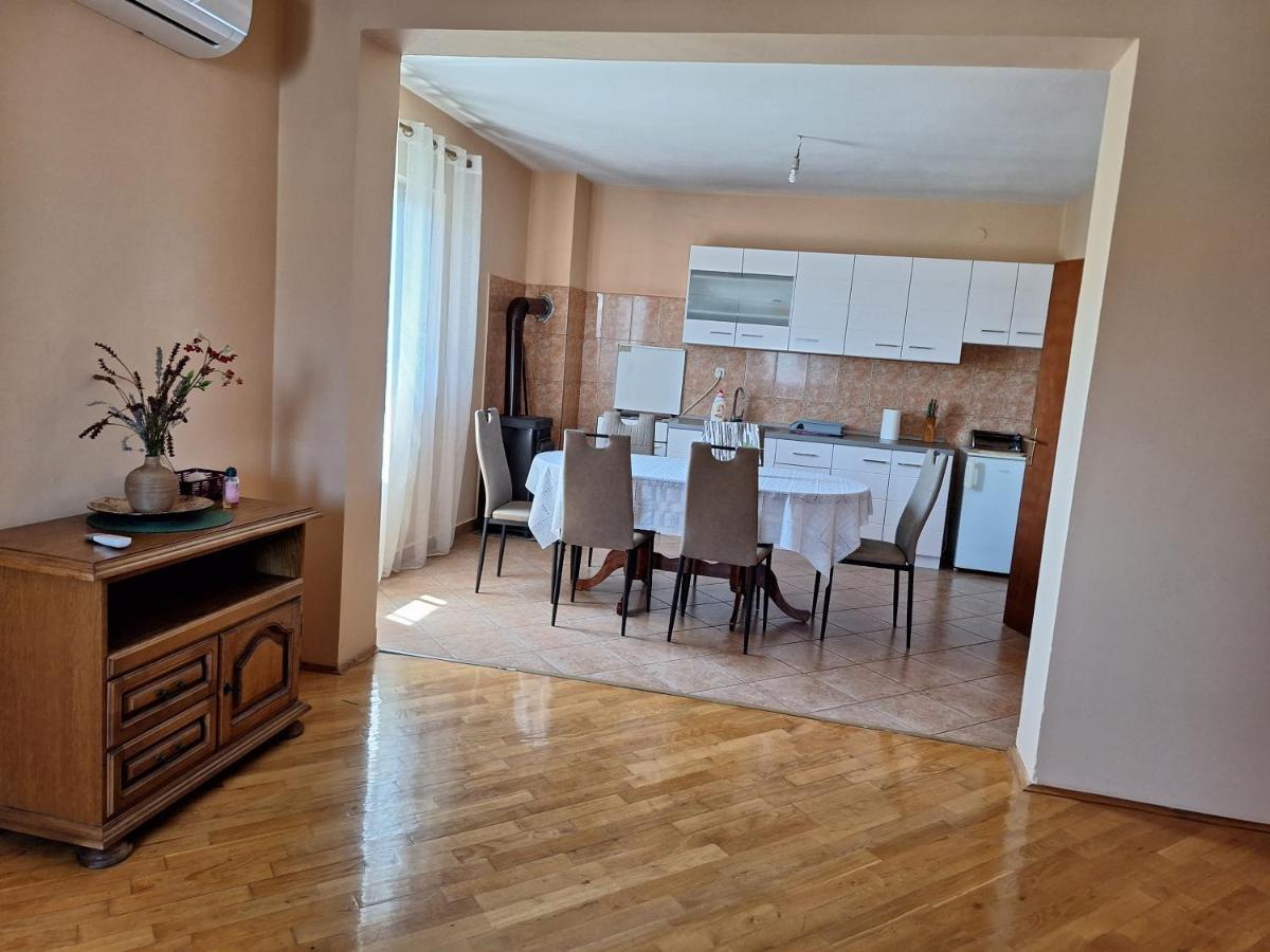 Mara Apartamento Zadar Exterior foto